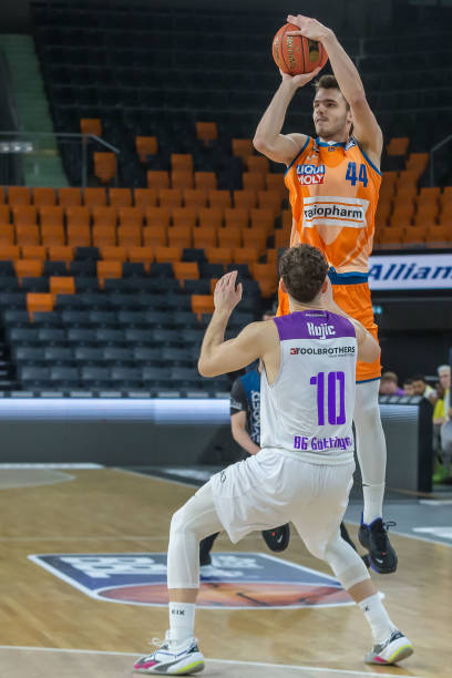 格以快速变 格以快速变