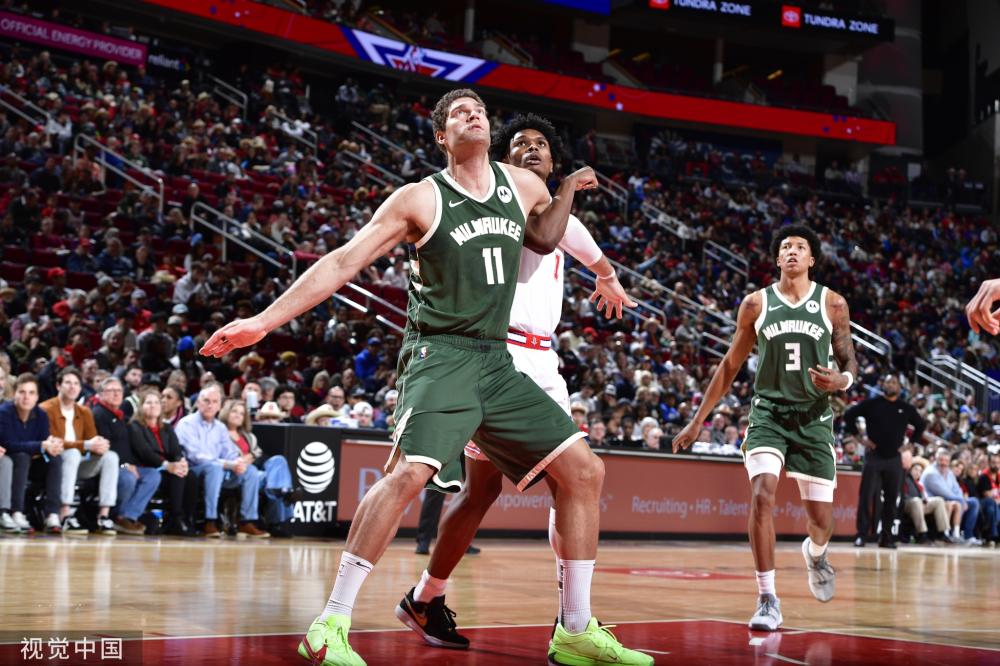 少年提供了 少年提供了